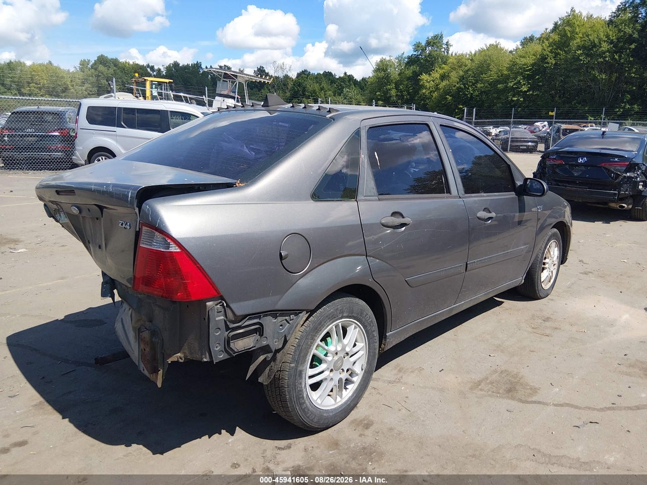 2006 FORD FOCUS ZX4 · 4/11