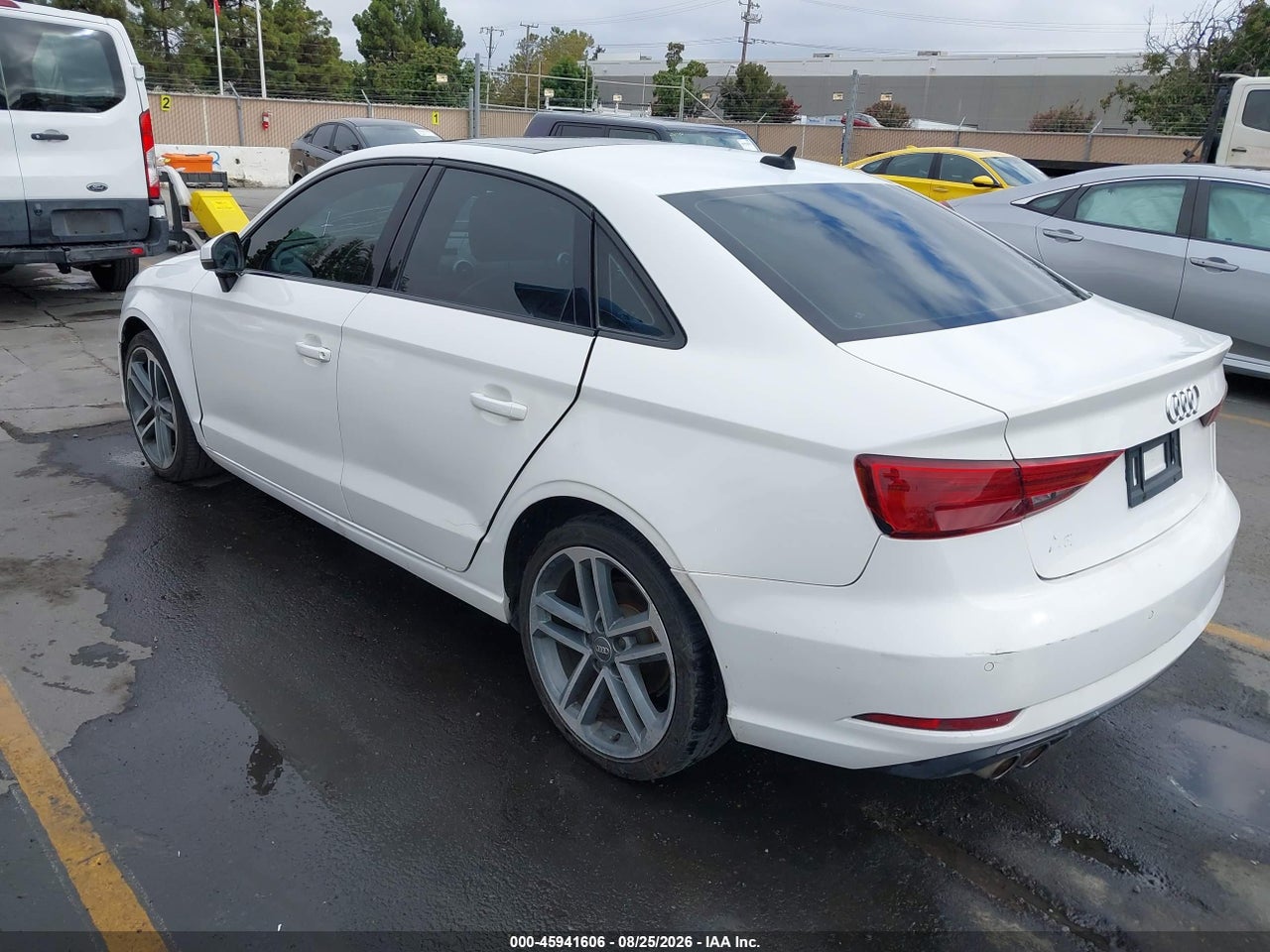 2020 AUDI A3 PREMIUM 40 TFSI FRONT-WHEEL DRIVE S TRONIC · 3/11