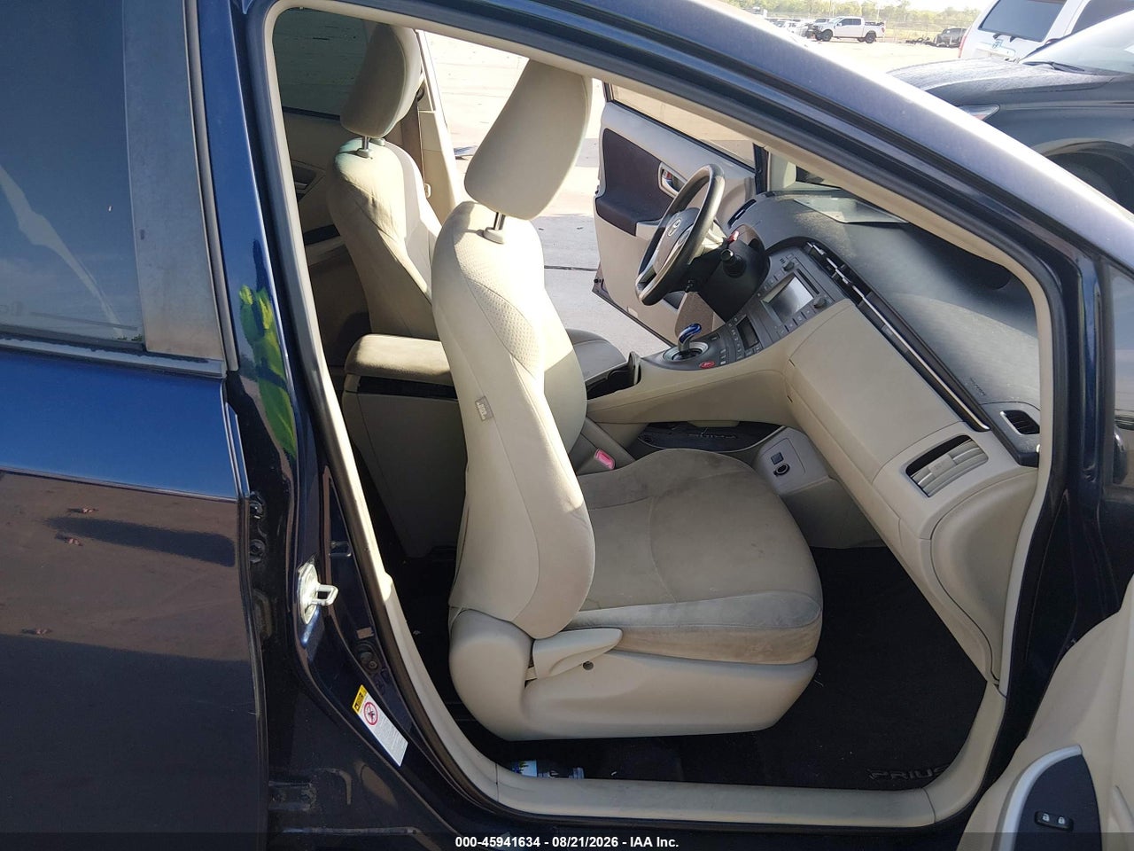 2013 TOYOTA PRIUS TWO · 5/11