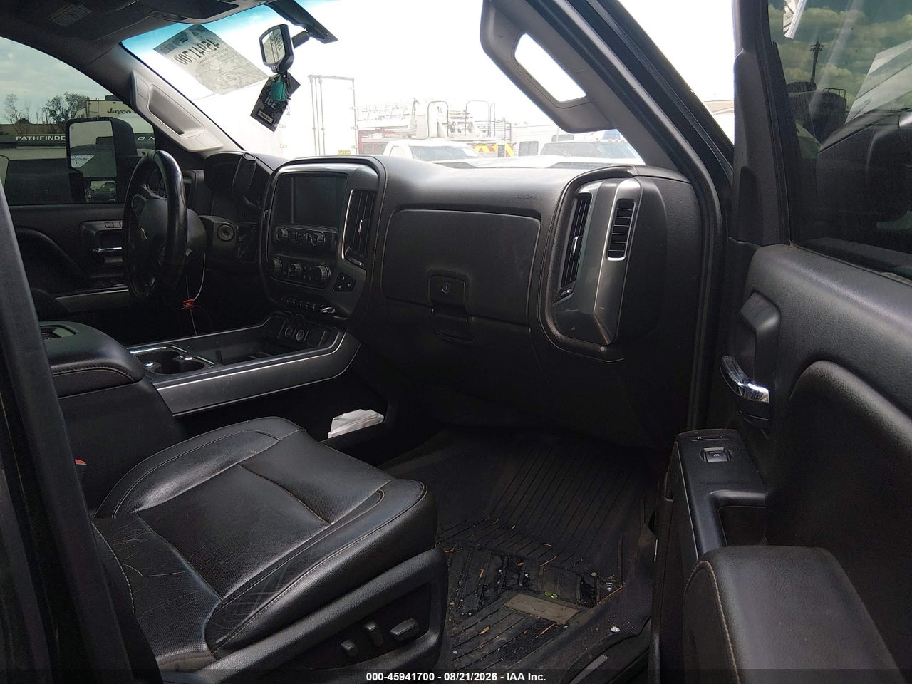 2016 CHEVROLET SILVERADO 2500HD LTZ · 5/11
