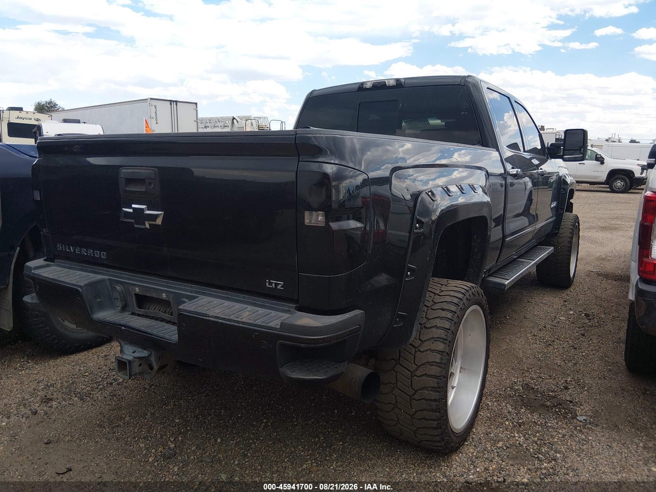 2016 CHEVROLET SILVERADO 2500HD LTZ · 4/11