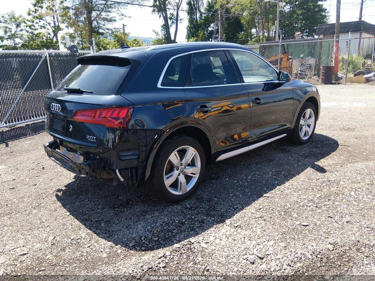 2018 AUDI Q5 2.0T PREMIUM/2.0T TECH PREMIUM · 4/11