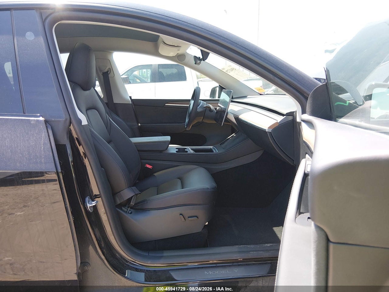 2024 TESLA MODEL Y LONG RANGE DUAL MOTOR ALL-WHEEL DRIVE · 5/11