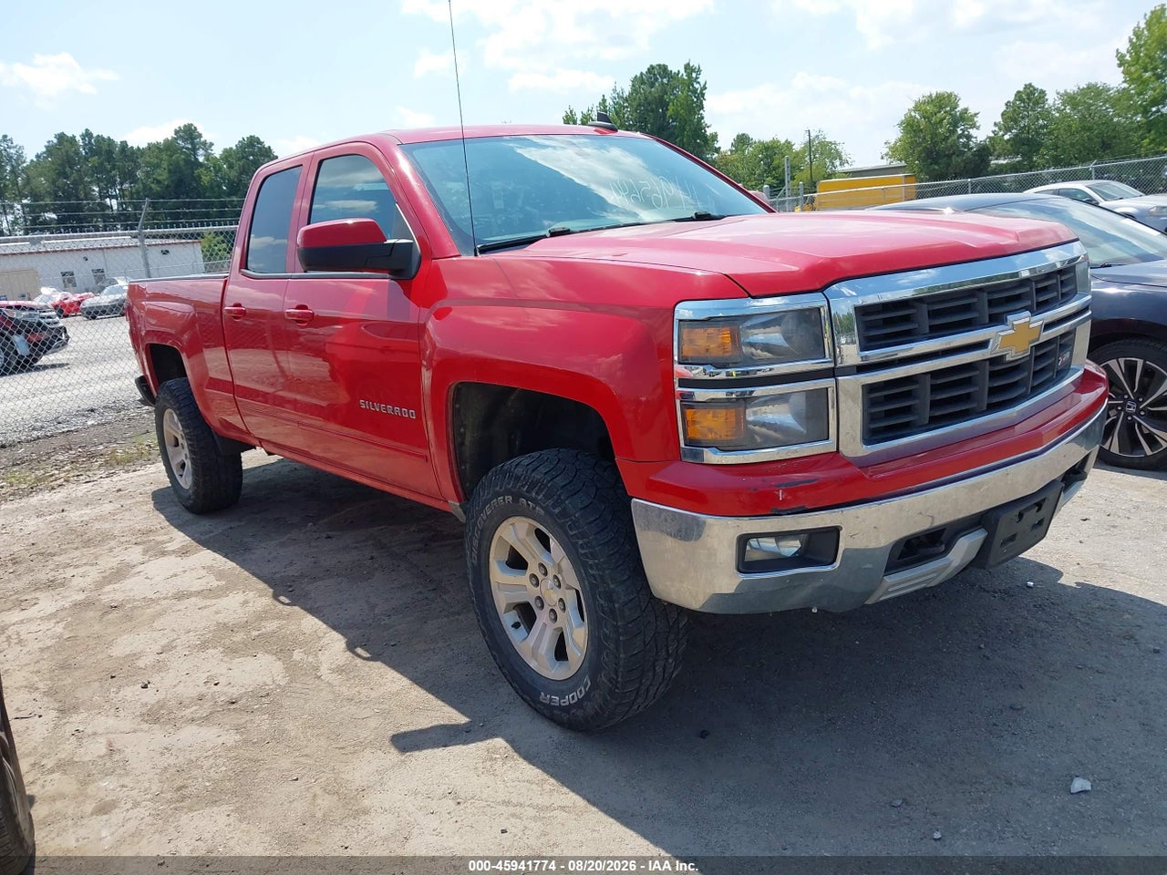 1GCVKREH5FZ****** · 2015 CHEVROLET SILVERADO 1500 LT
