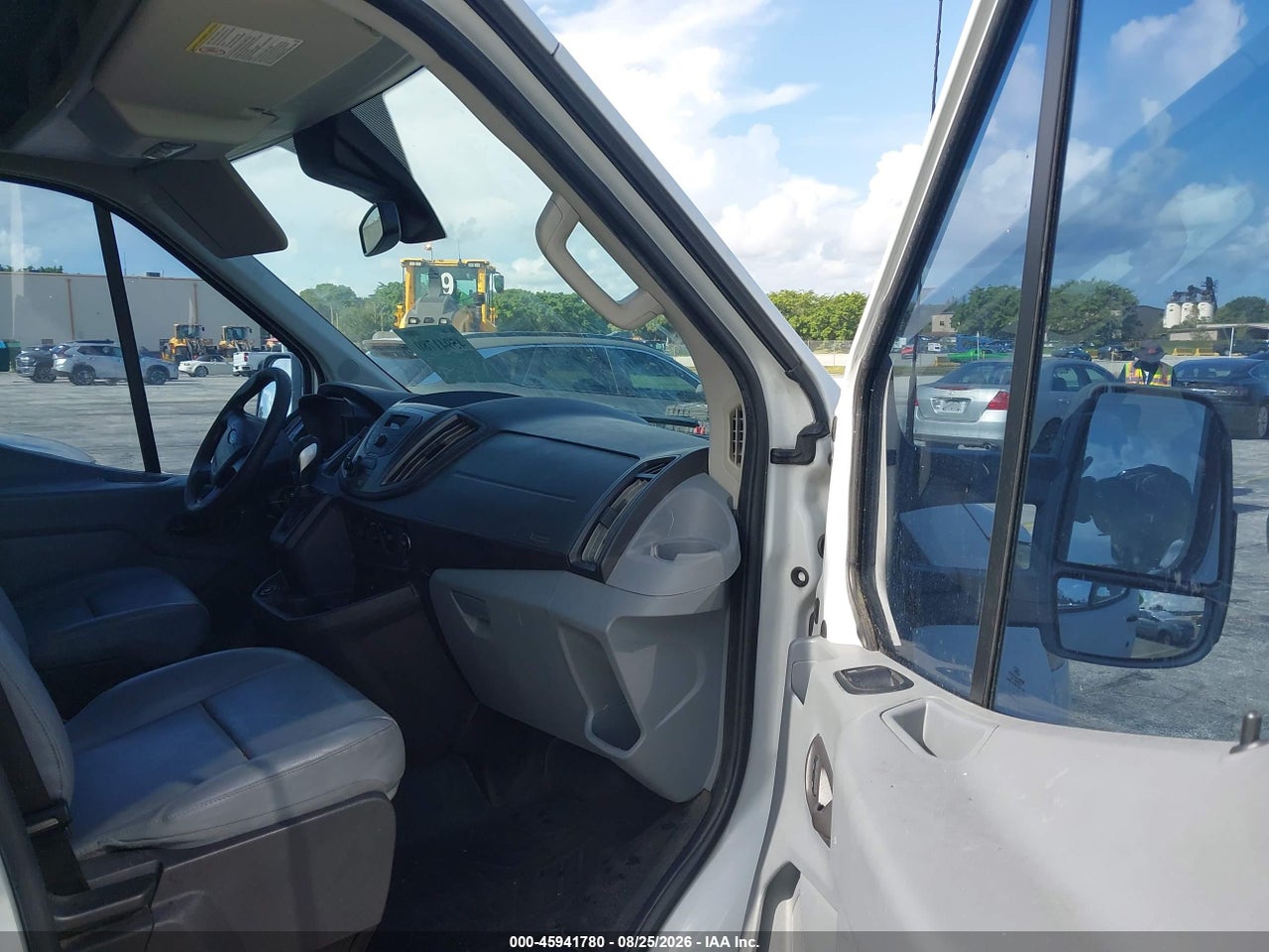 2017 FORD TRANSIT-150   · 5/11