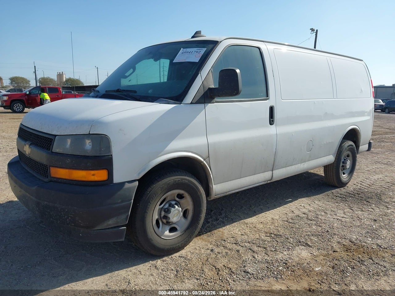 2022 CHEVROLET EXPRESS CARGO RWD 2500 REGULAR WHEELBASE WT · 2/11