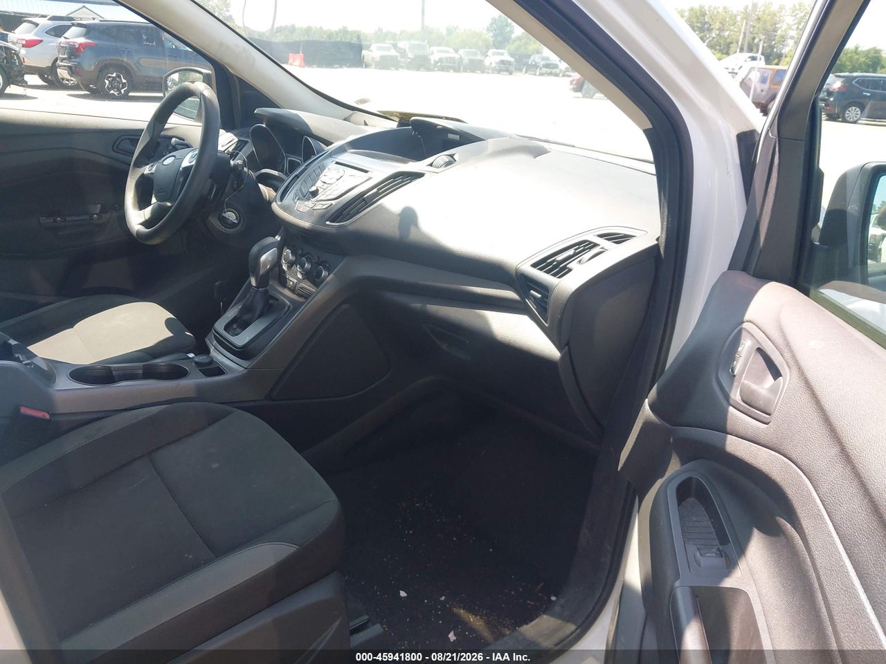 2013 FORD ESCAPE S · 5/11