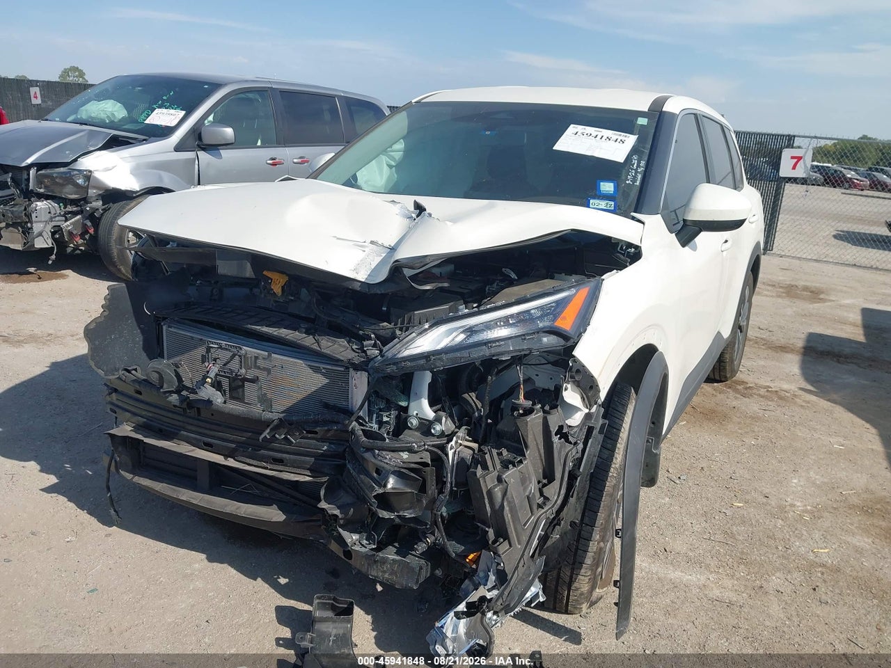 2023 NISSAN ROGUE SV INTELLIGENT AWD · 2/11