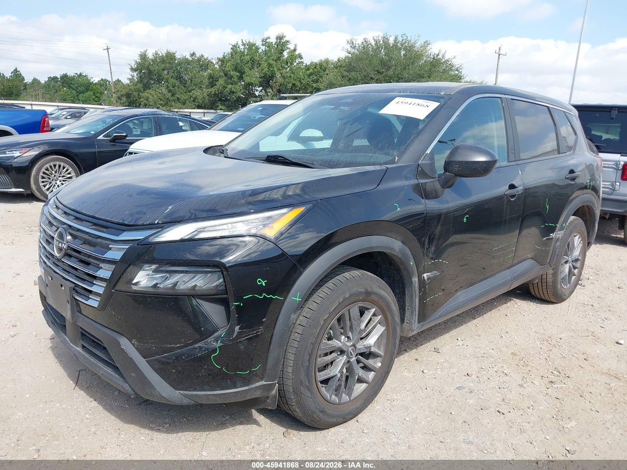 2024 NISSAN ROGUE S INTELLIGENT AWD · 2/11