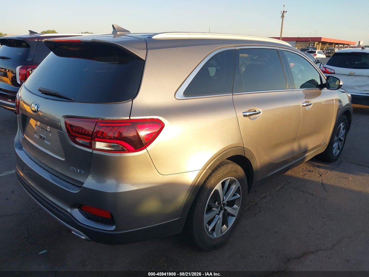 2019 KIA SORENTO 3.3L EX · 4/11