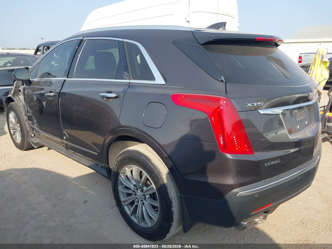 2018 CADILLAC XT5 LUXURY · 3/11