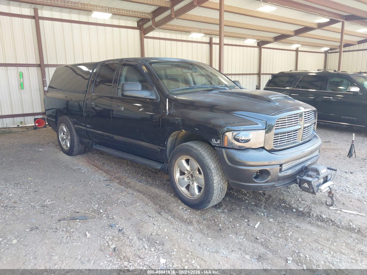 1D7HA18D24J****** · 2004 DODGE RAM 1500 SLT/LARAMIE
