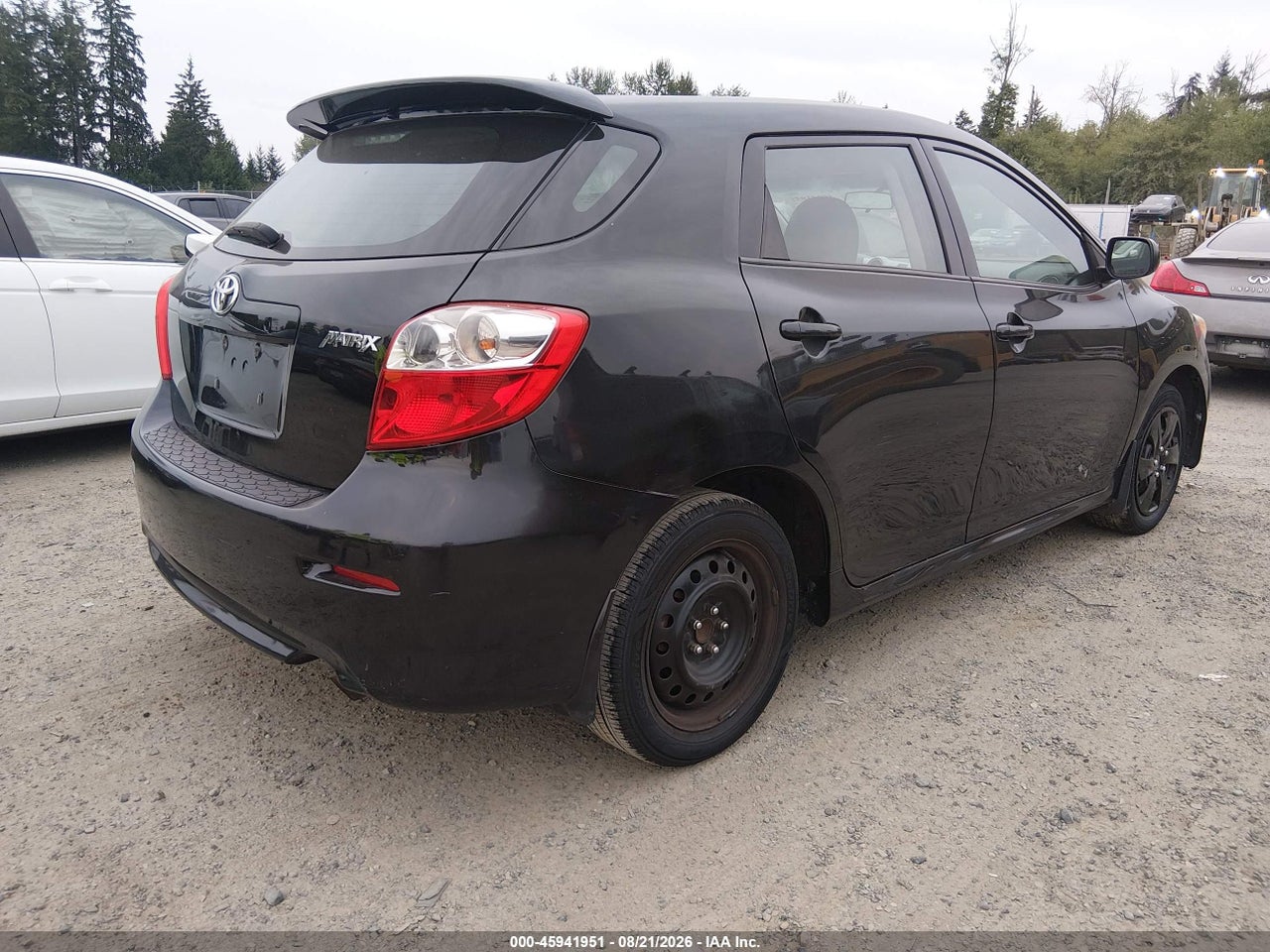 2011 TOYOTA MATRIX   · 4/11