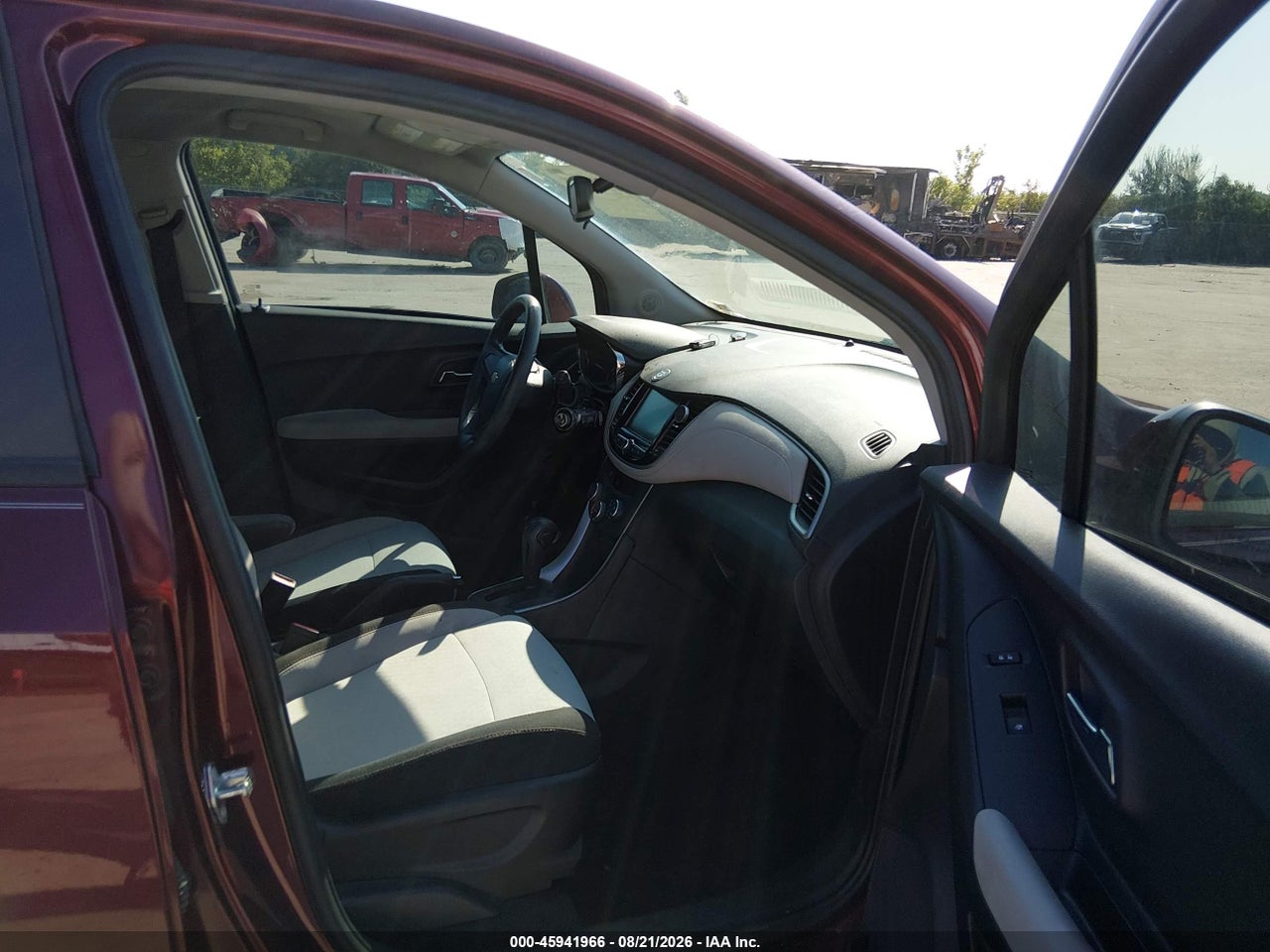 2017 CHEVROLET TRAX LS · 5/11