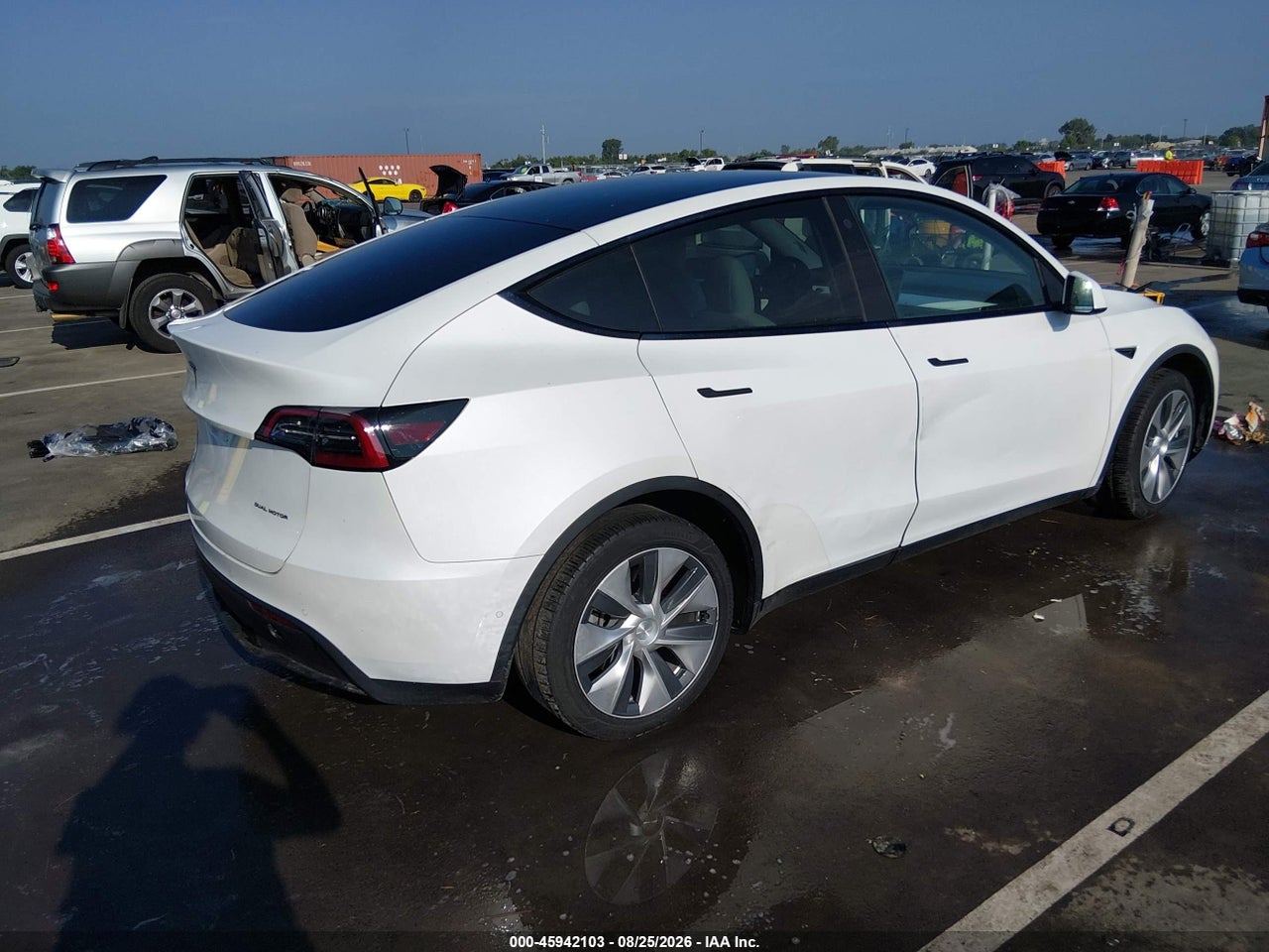 2022 TESLA MODEL Y LONG RANGE DUAL MOTOR ALL-WHEEL DRIVE · 4/11