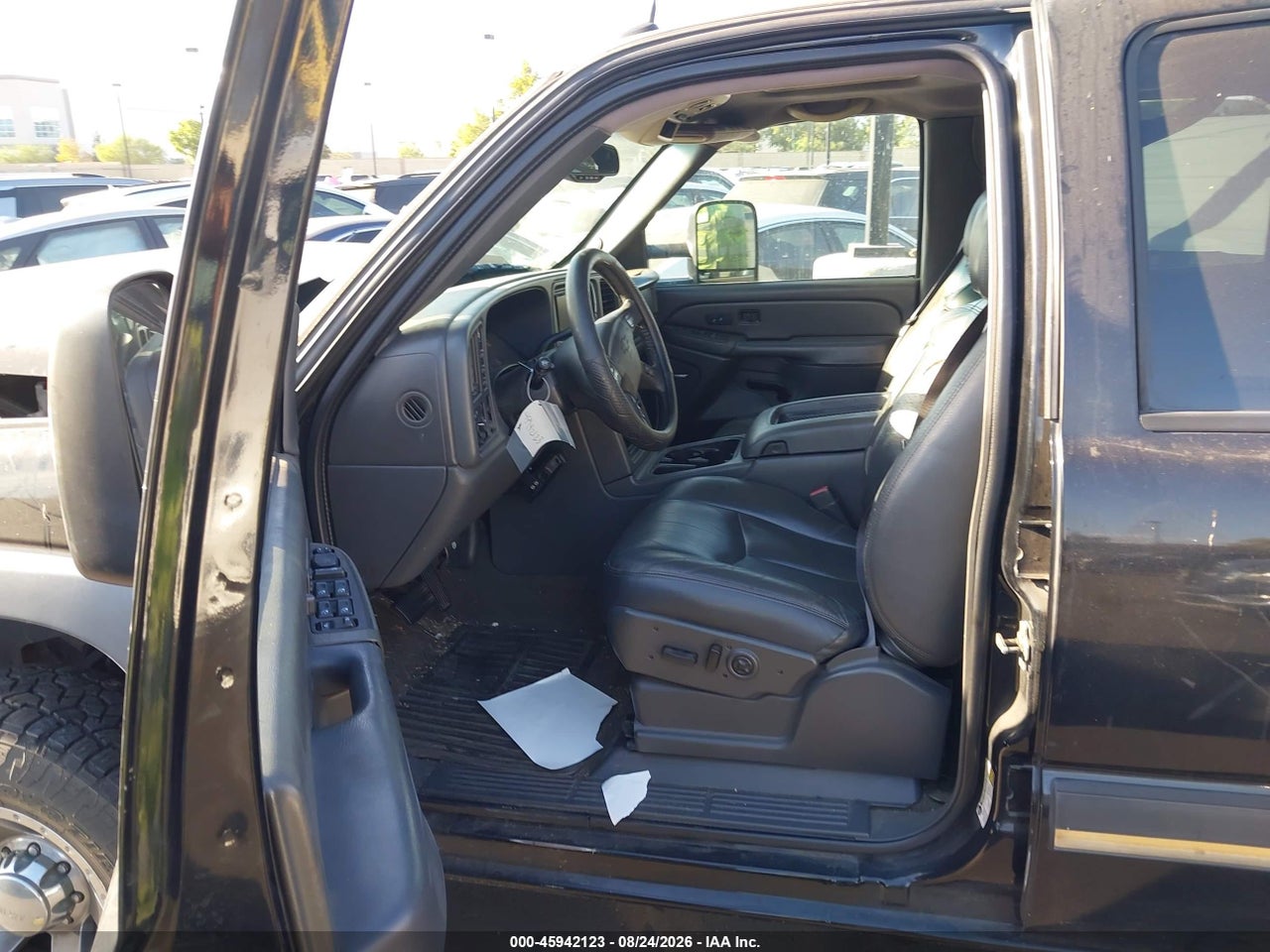 2005 CHEVROLET SILVERADO 2500HD LT · 5/11