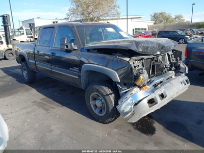 1GCHK23275F****** · 2005 CHEVROLET SILVERADO 2500HD LT