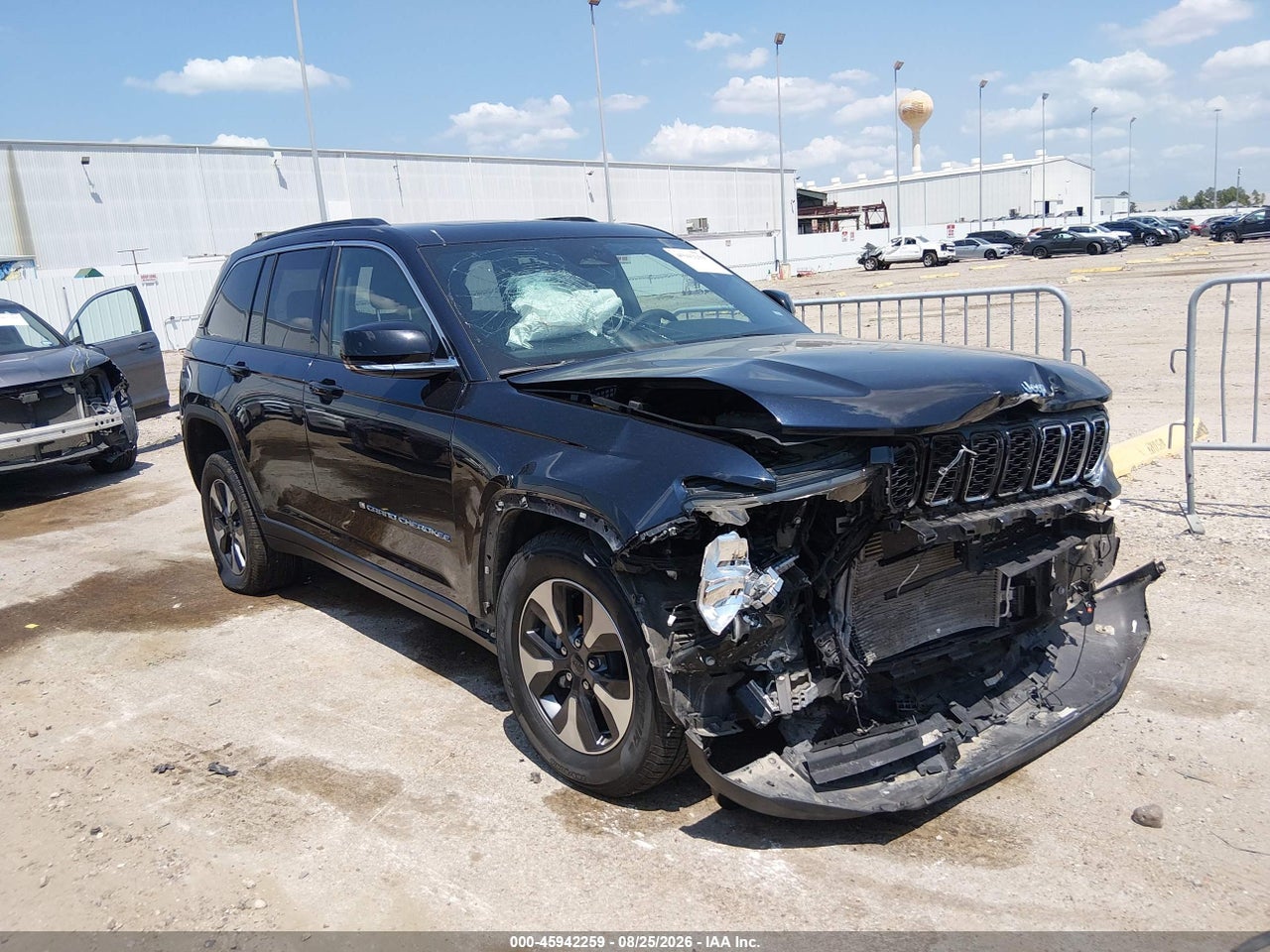 1C4RJYB65R8****** · 2024 JEEP GRAND CHEROKEE 4XE