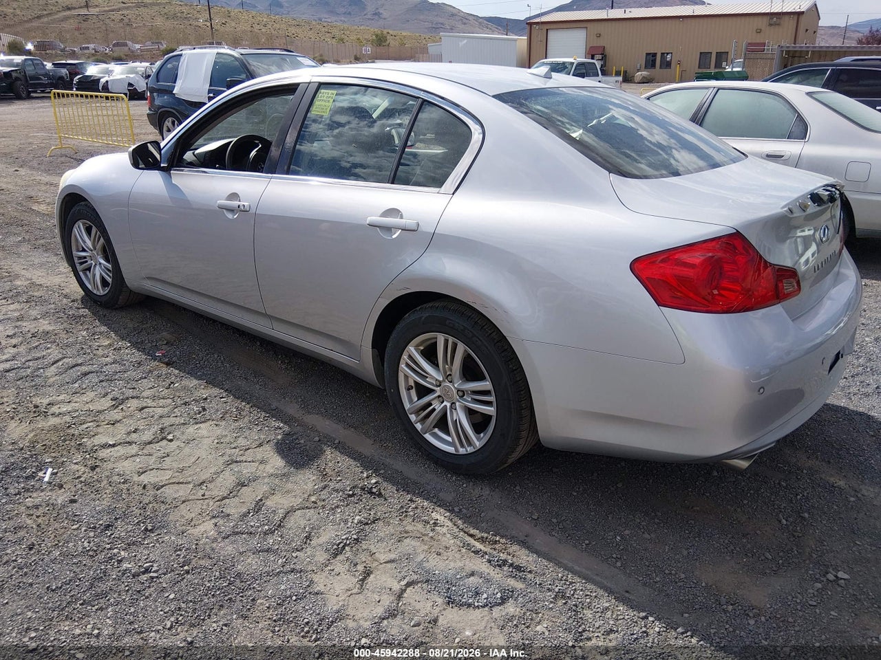 2011 INFINITI G37X · 3/11
