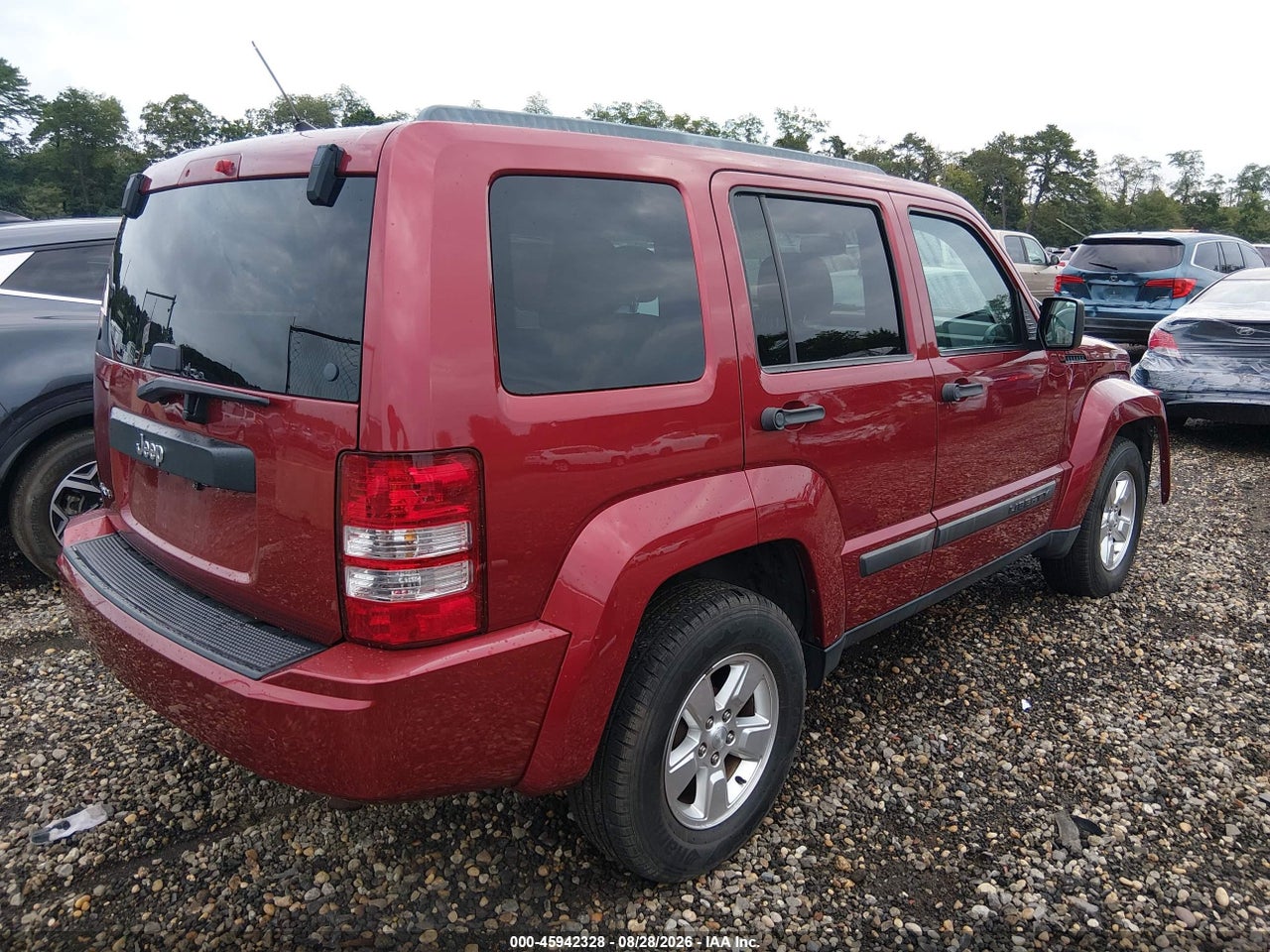 2012 JEEP LIBERTY SPORT · 4/11