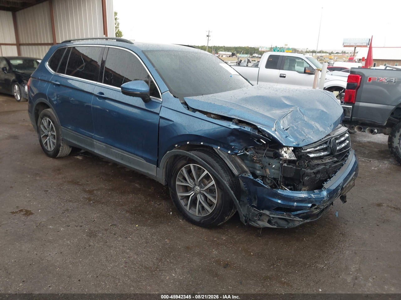 3VV3B7AX1KM****** · 2019 VOLKSWAGEN TIGUAN 2.0T SE/2.0T SEL/2.0T SEL R-LINE/2.0T SEL R-LINE BLACK