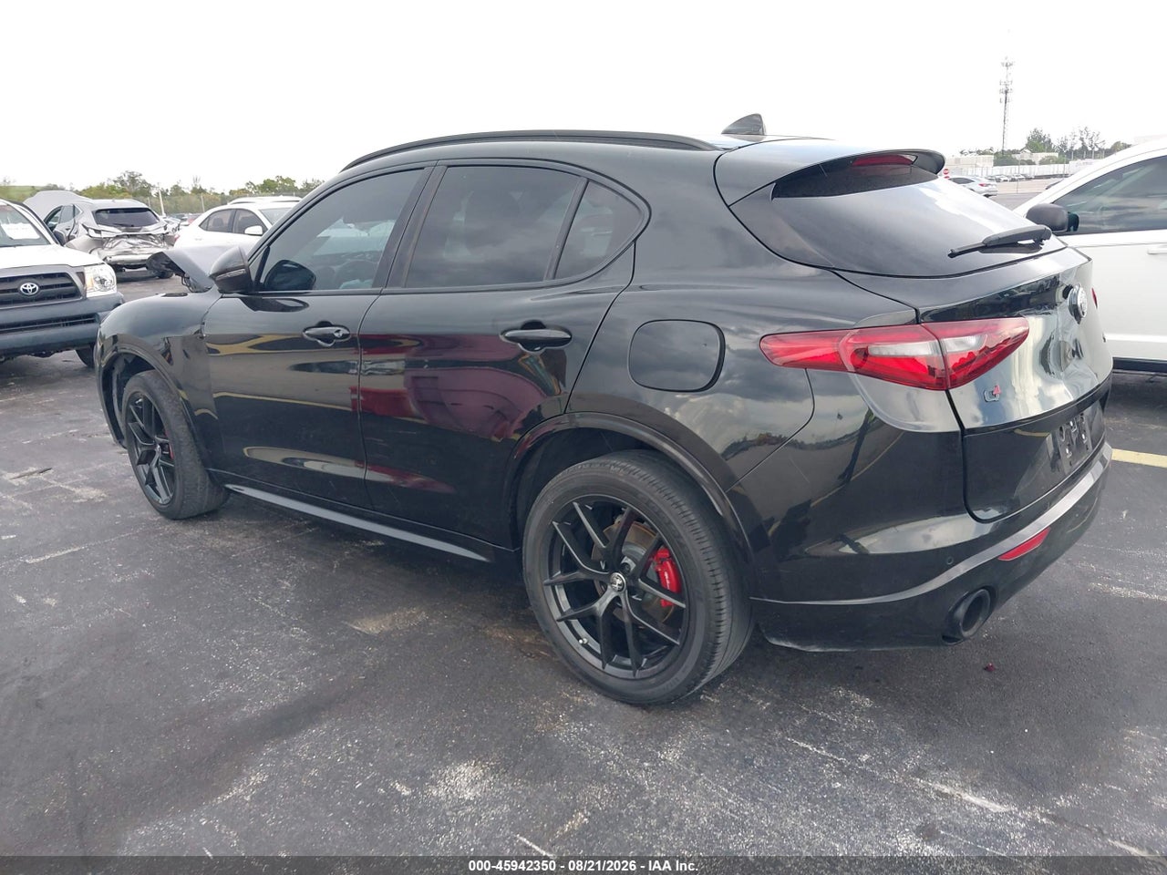 ZASPAKBN3L7****** · 2020 ALFA ROMEO STELVIO TI AWD · 3/11