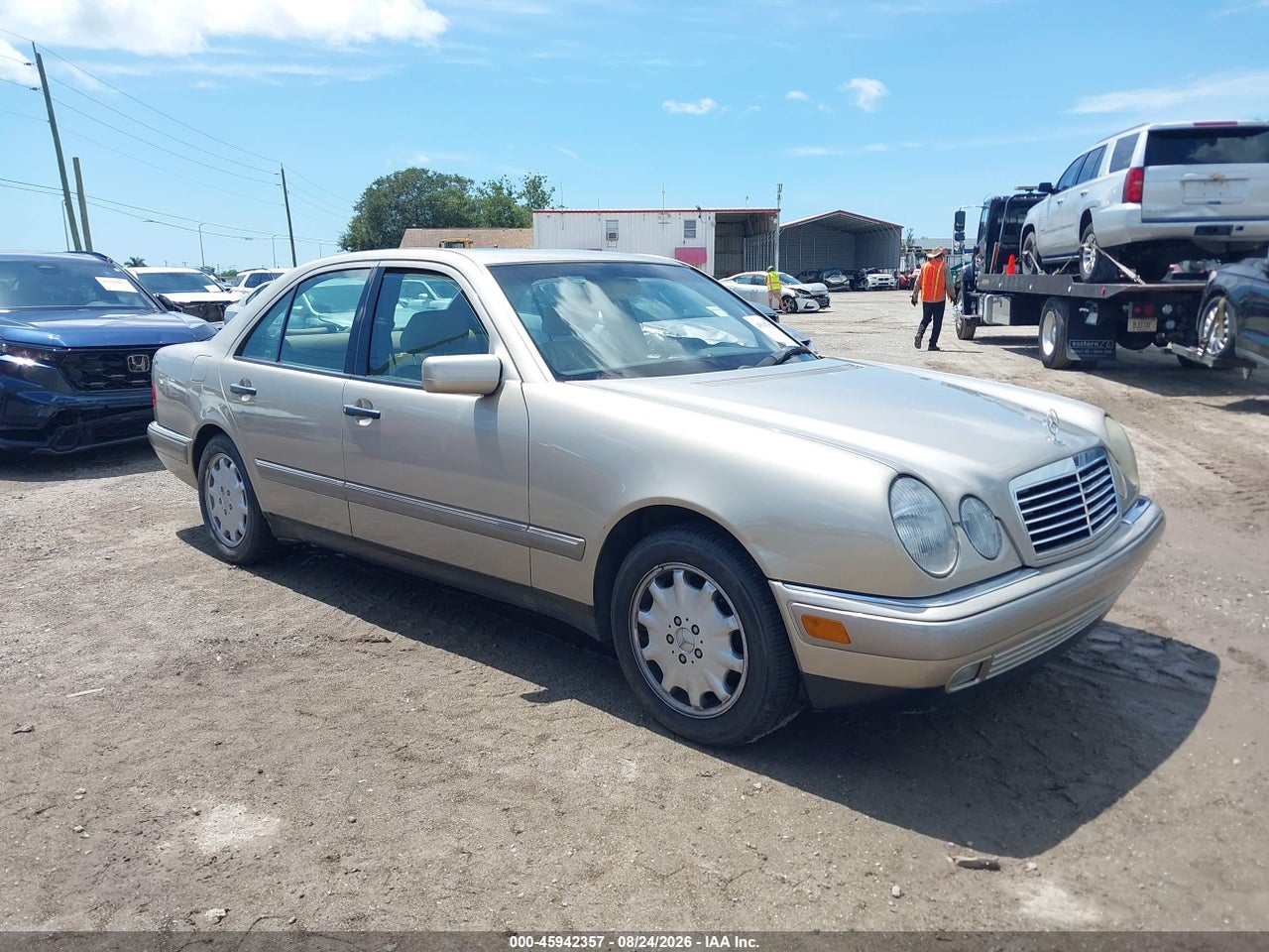 1997 MERCEDES-BENZ E 320