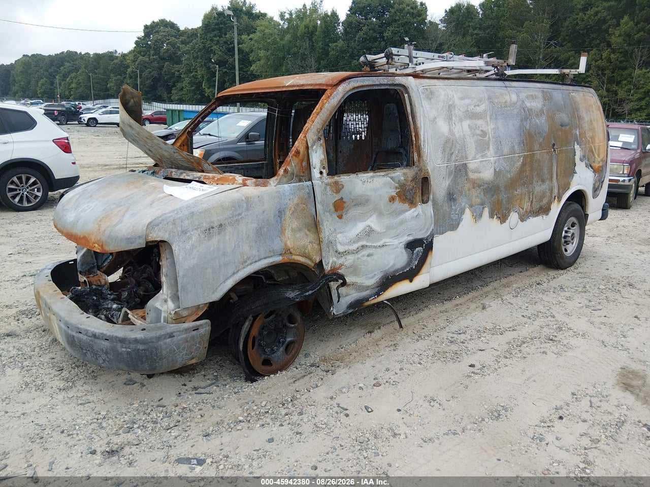 2021 GMC SAVANA CARGO RWD 2500 EXTENDED WHEELBASE WORK VAN · 2/10