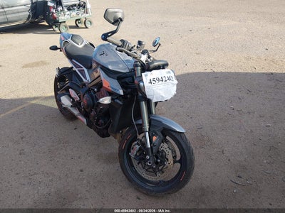 SMTA614K4RT****** · 2024 TRIUMPH MOTORCYCLE STREET TRIPLE 765 RS