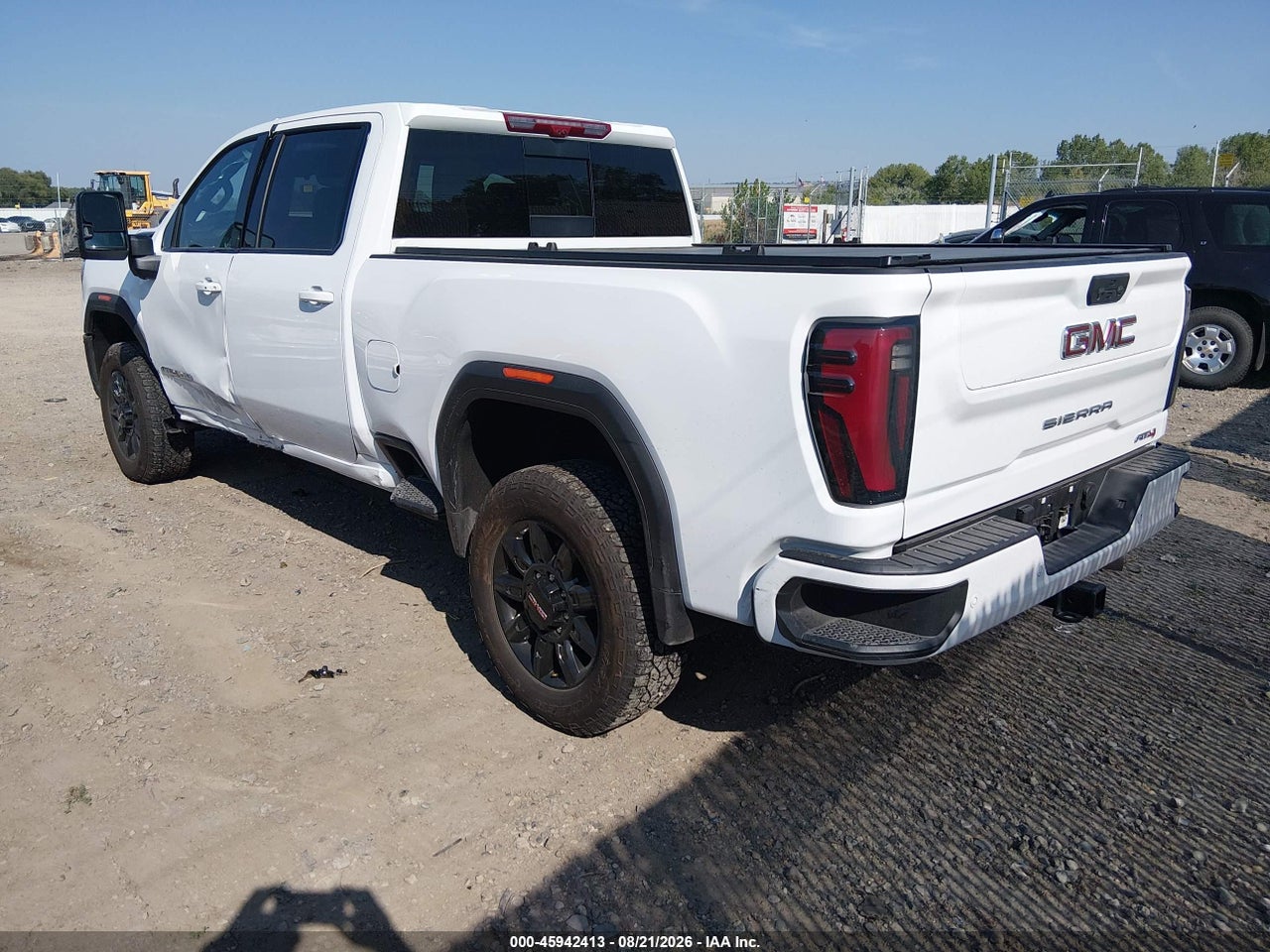 2025 GMC SIERRA 2500HD 4WD  STANDARD BED AT4 · 3/11