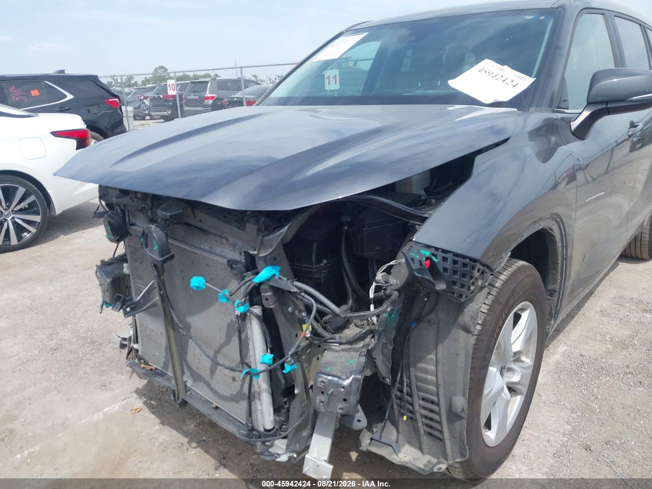 2023 TOYOTA HIGHLANDER LE · 6/11