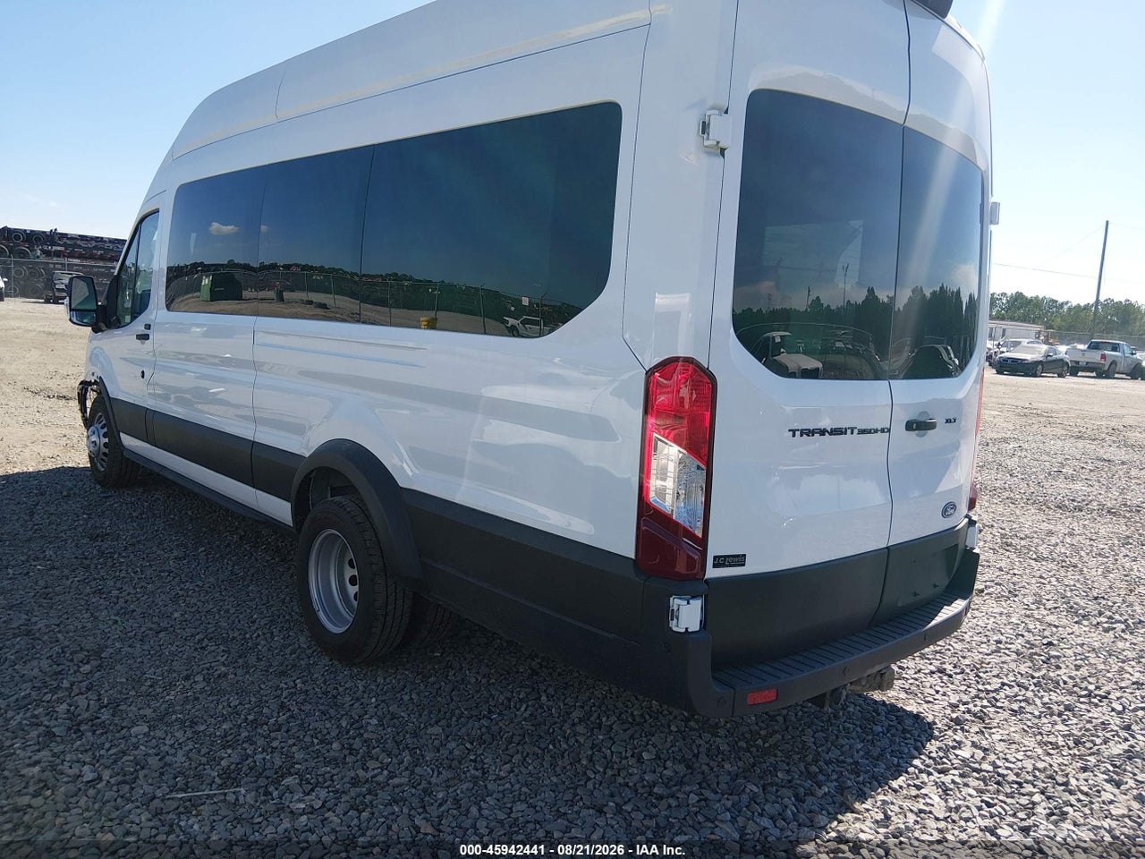 2026 FORD TRANSIT-350 PASSENGER VAN XLT · 3/4
