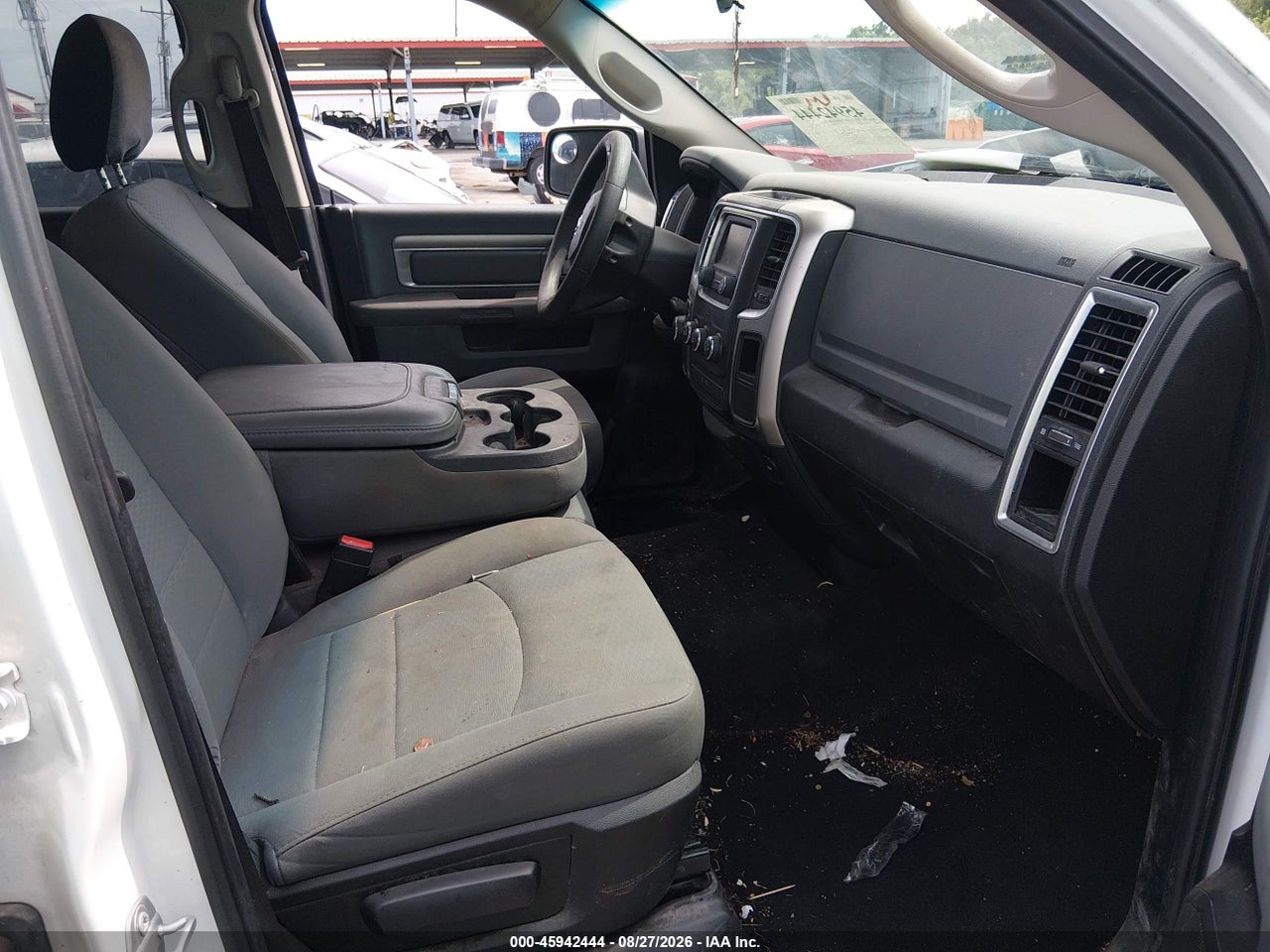 2018 RAM 1500 SLT  4X2 6'4 BOX · 5/11