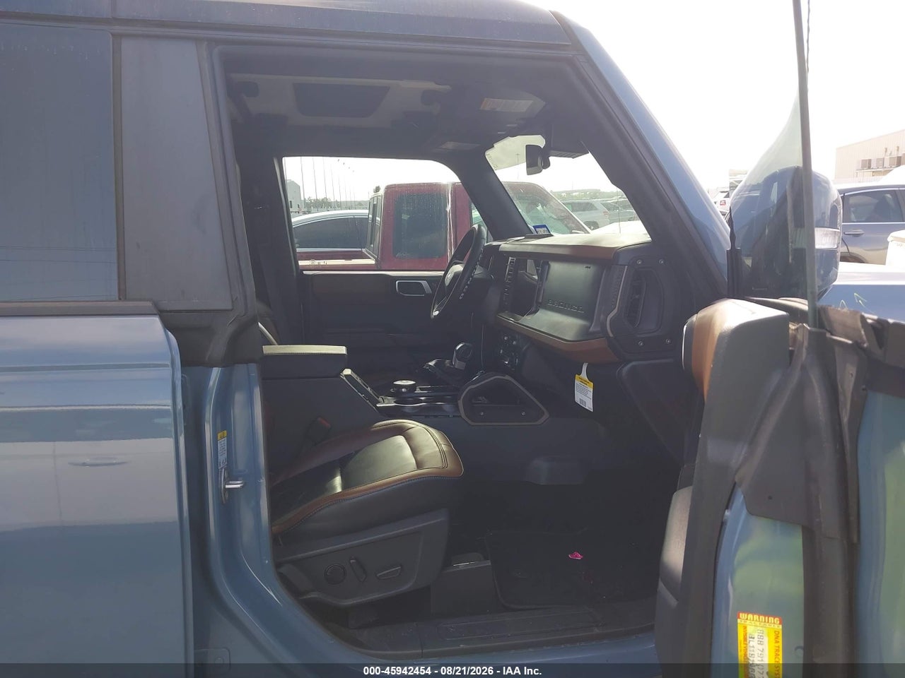 2024 FORD BRONCO OUTER BANKS · 5/11