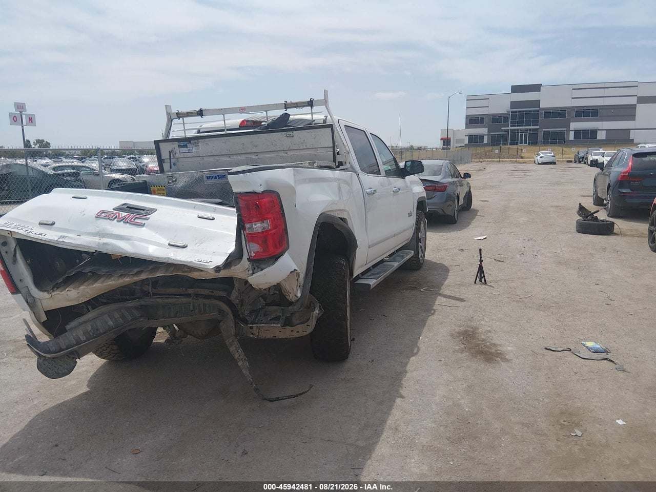 3GTP1VECXFG****** · 2015 GMC SIERRA 1500 SLT · 4/10
