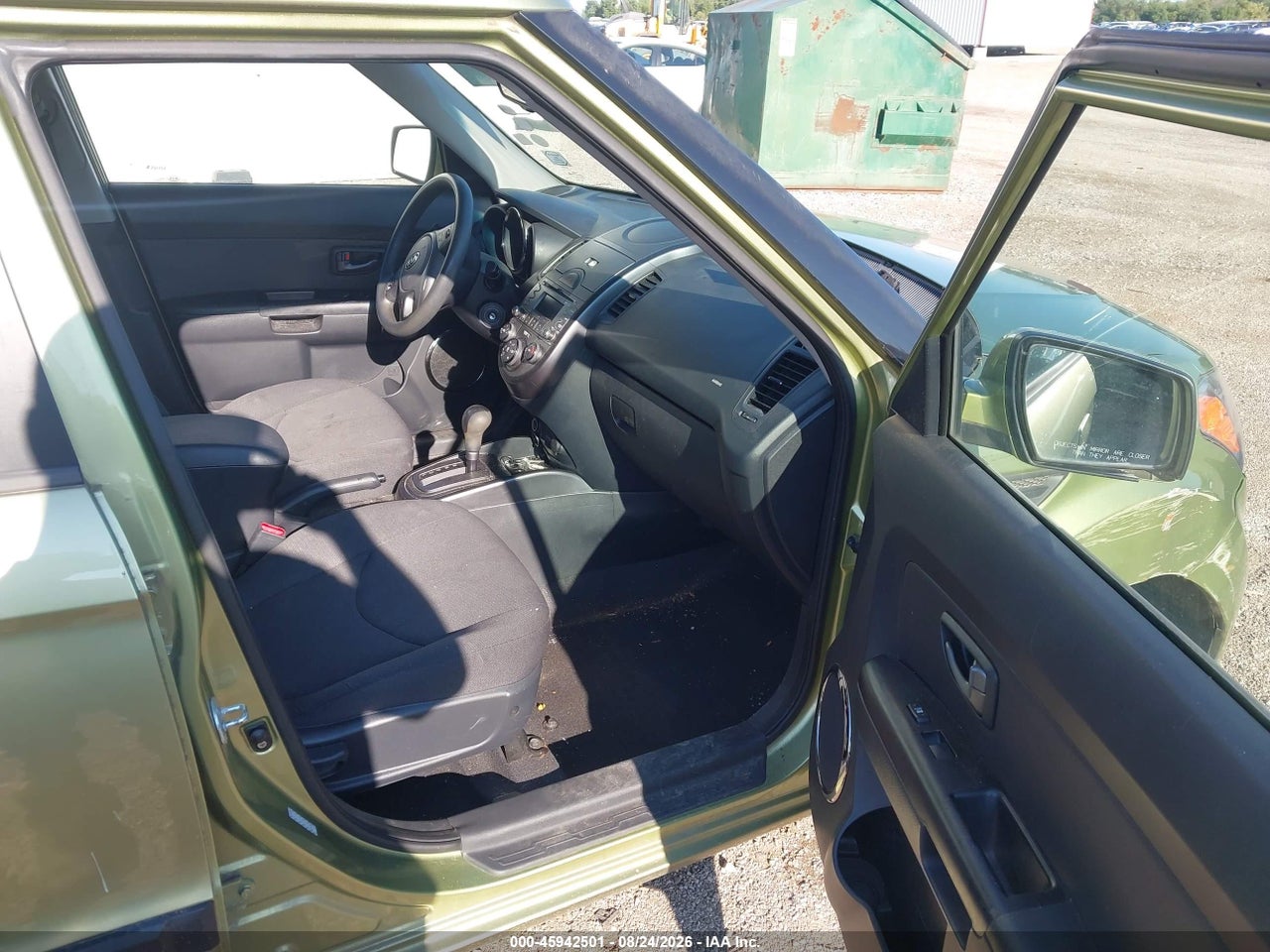 2010 KIA SOUL + · 5/11