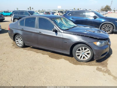 WBAVB13596P****** · 2006 BMW 325I