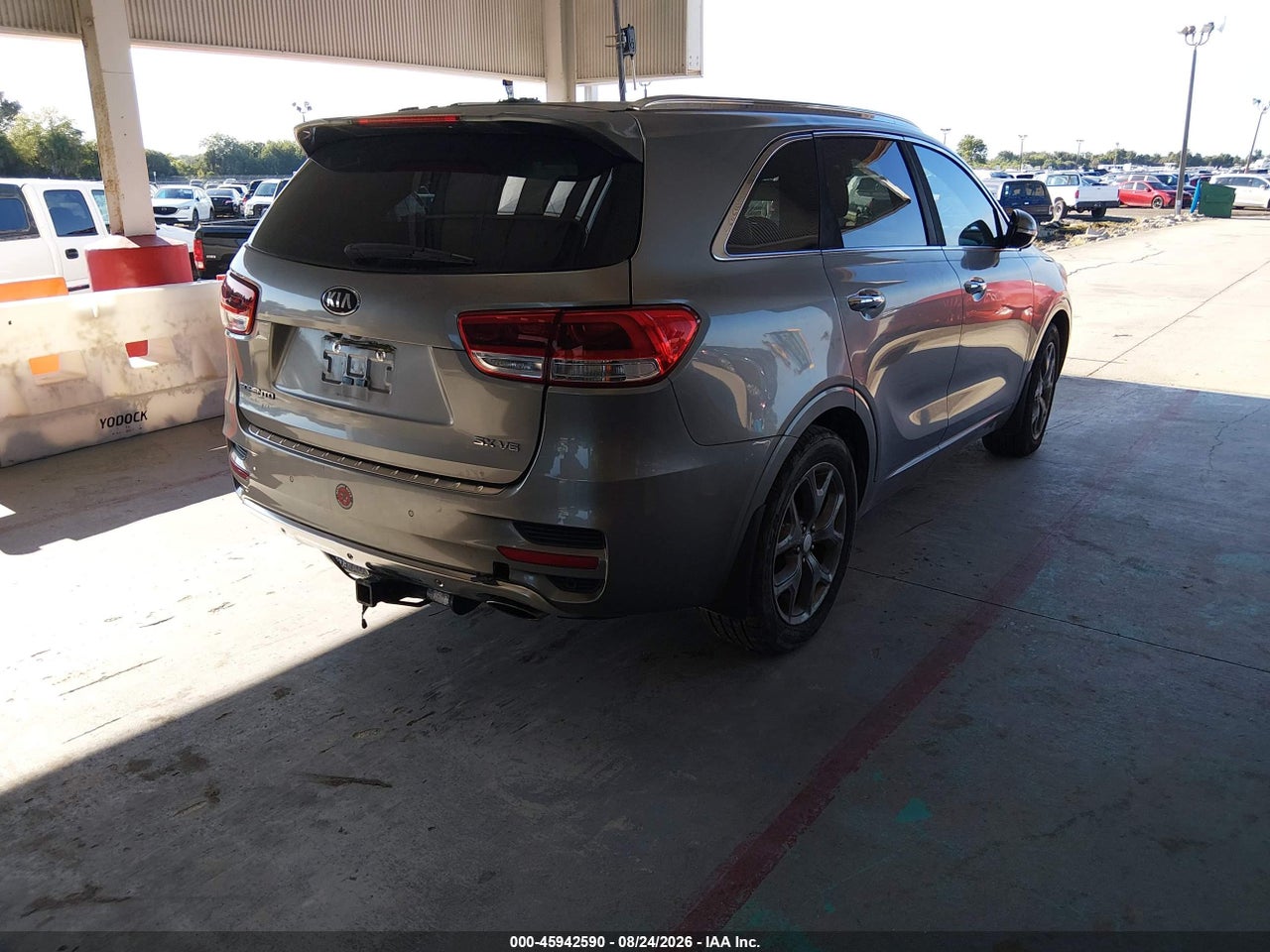 2017 KIA SORENTO 3.3L SX · 4/11