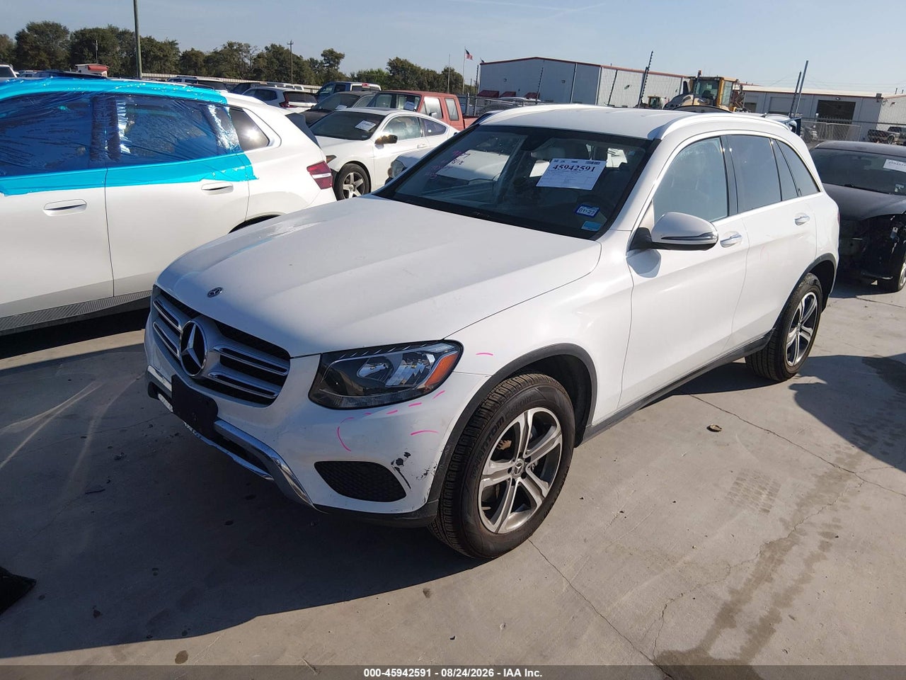 2019 MERCEDES-BENZ GLC 300 · 2/11