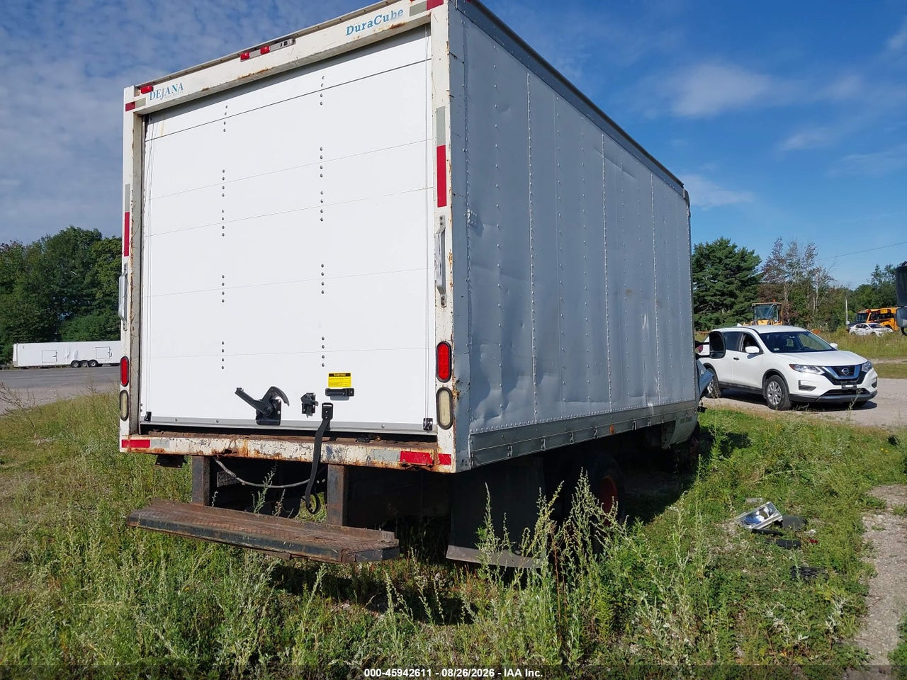 2006 FORD E-350 CUTAWAY · 4/11