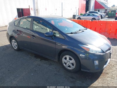 2011 TOYOTA PRIUS TWO