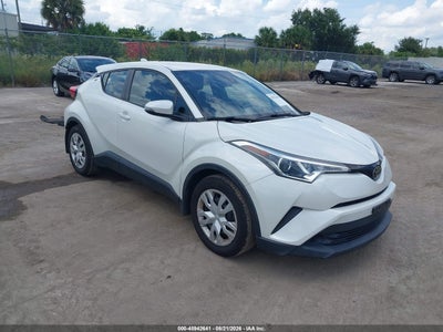 2019 TOYOTA C-HR LE