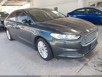 3FA6P0LU8FR****** · 2015 FORD FUSION HYBRID SE