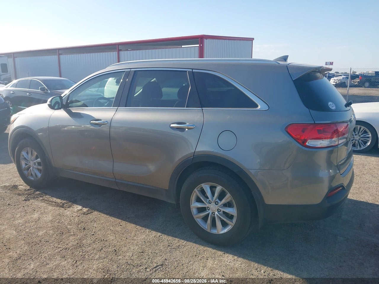 2018 KIA SORENTO 2.4L LX · 3/11