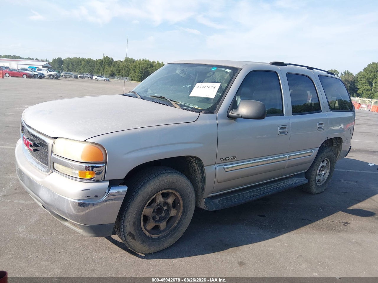 2004 GMC YUKON SLT · 2/11