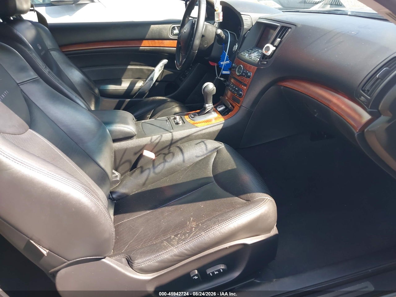 2009 INFINITI G37X · 5/11