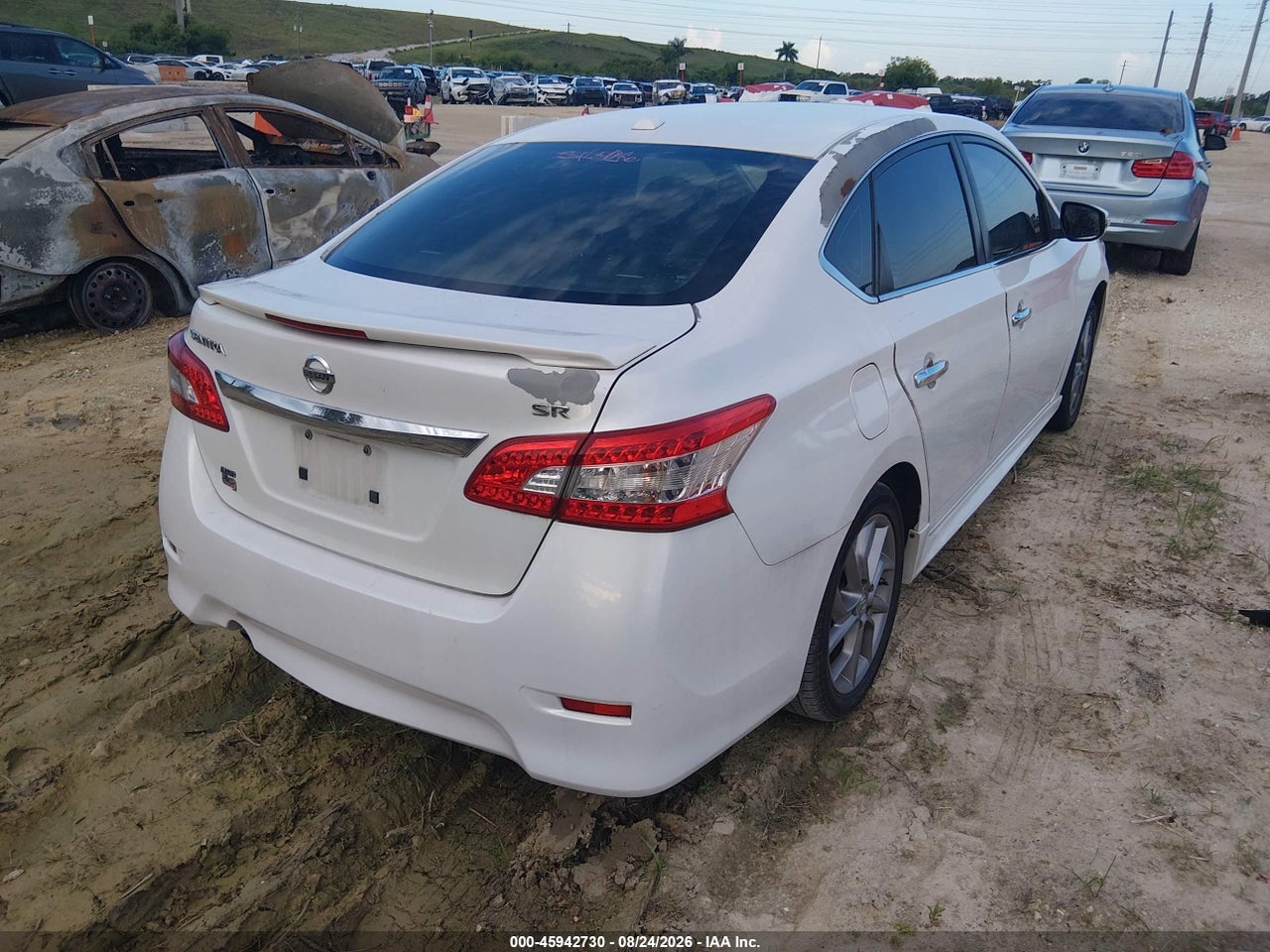 2015 NISSAN SENTRA SR · 4/11