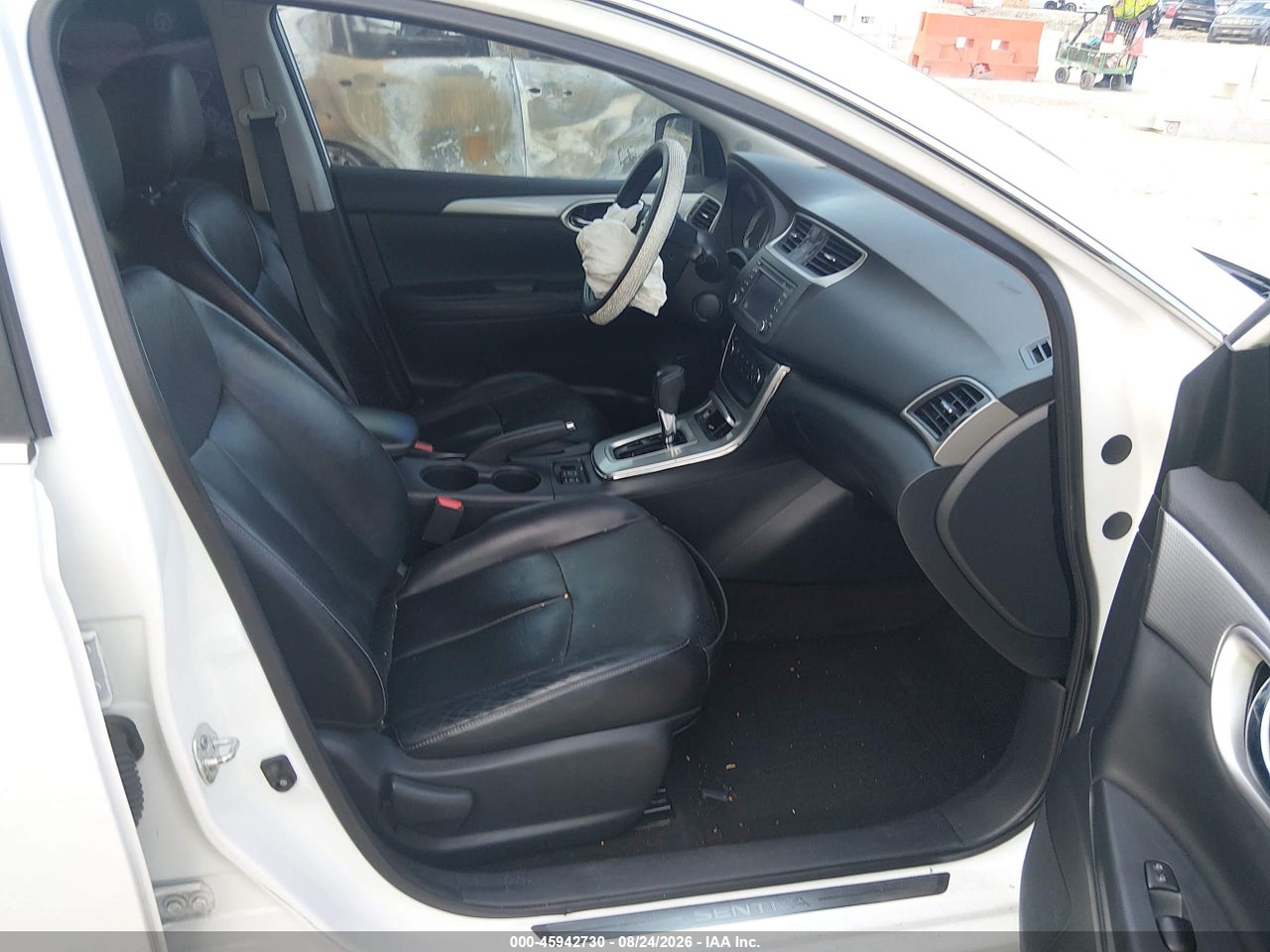 2015 NISSAN SENTRA SR · 5/11
