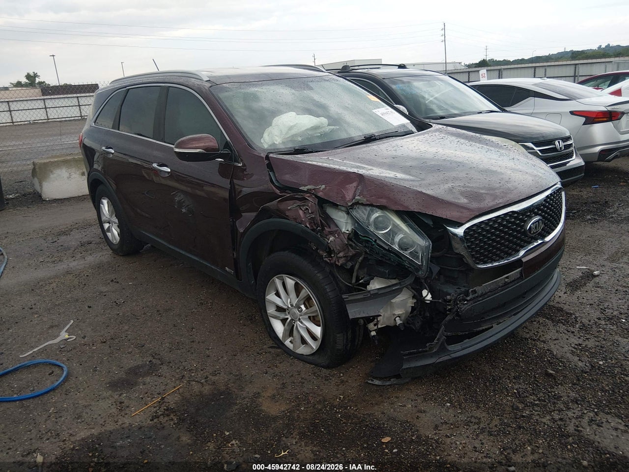 5XYPGDA38HG****** · 2017 KIA SORENTO 2.4L LX