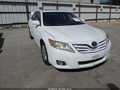 2010 TOYOTA CAMRY XLE